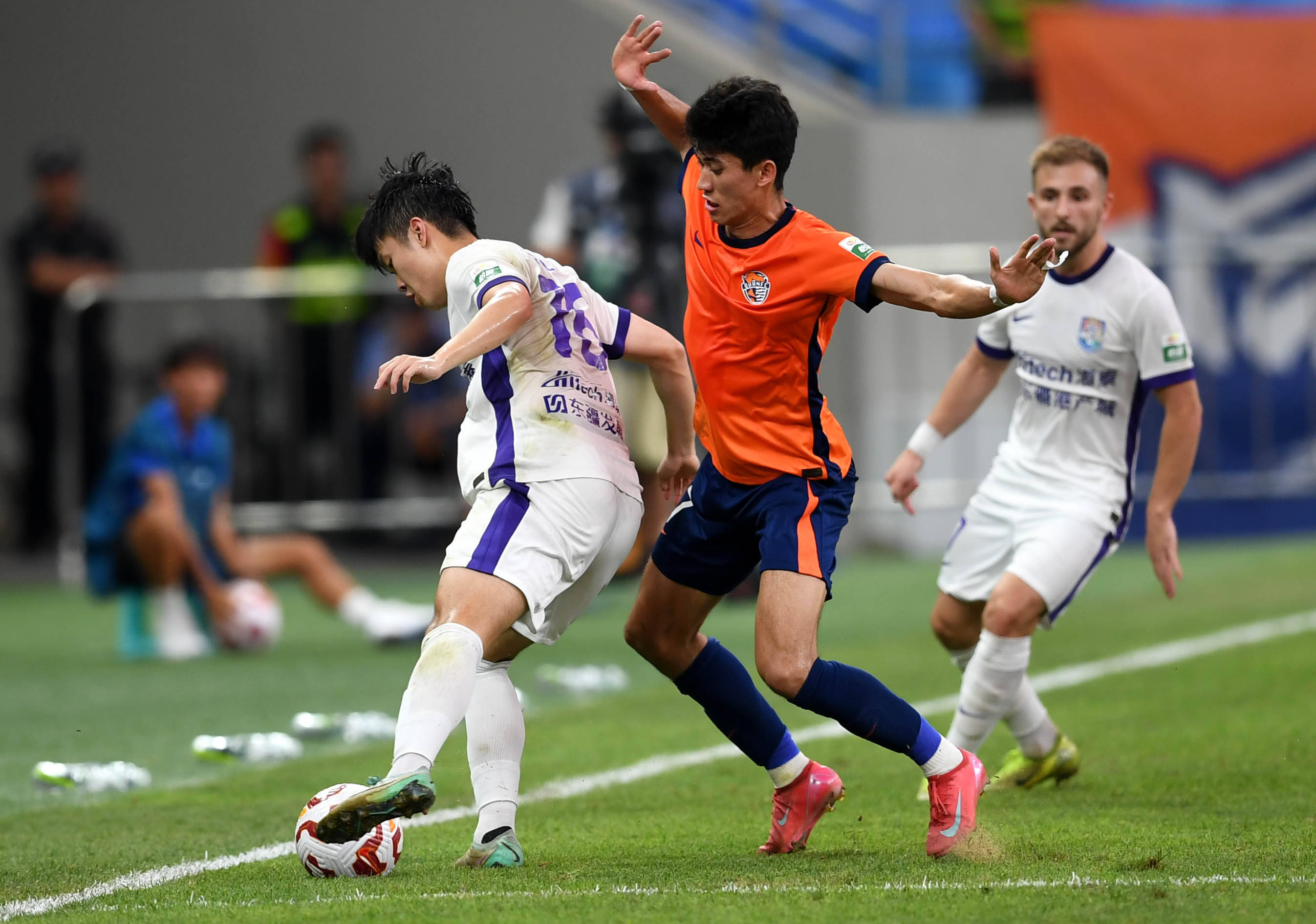 还是反击中 还是反击中